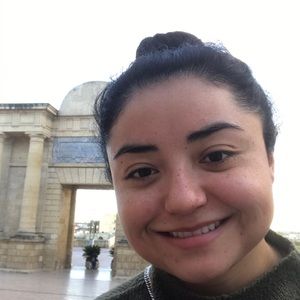 Meet your Posher, Cidny